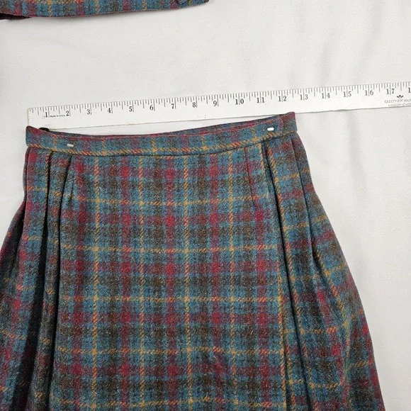 Elegant Multicolor Plaid Blazer - Picture 10 of 14